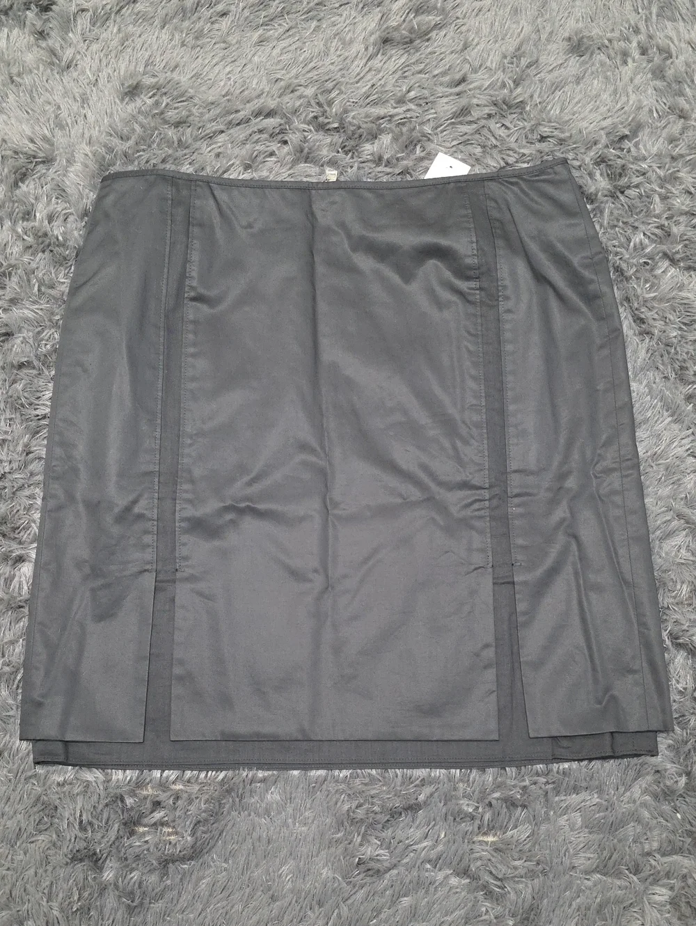 Ann Taylor- Black Pencil Skirt. Size 10P. 100% Cotton. NWT!